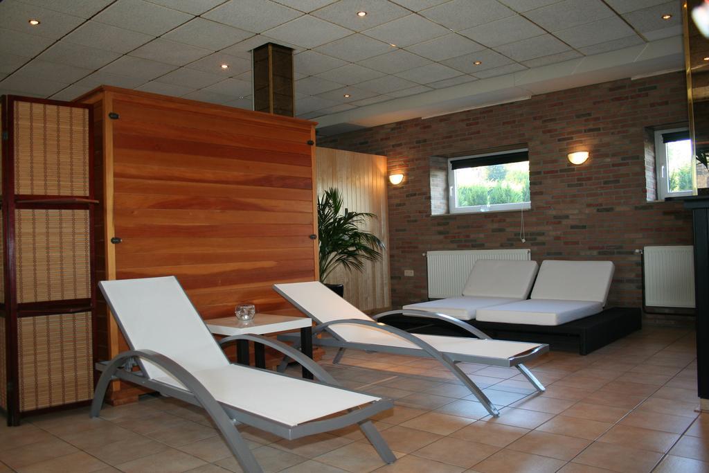 Hotel Admiraal Lanaken Esterno foto
