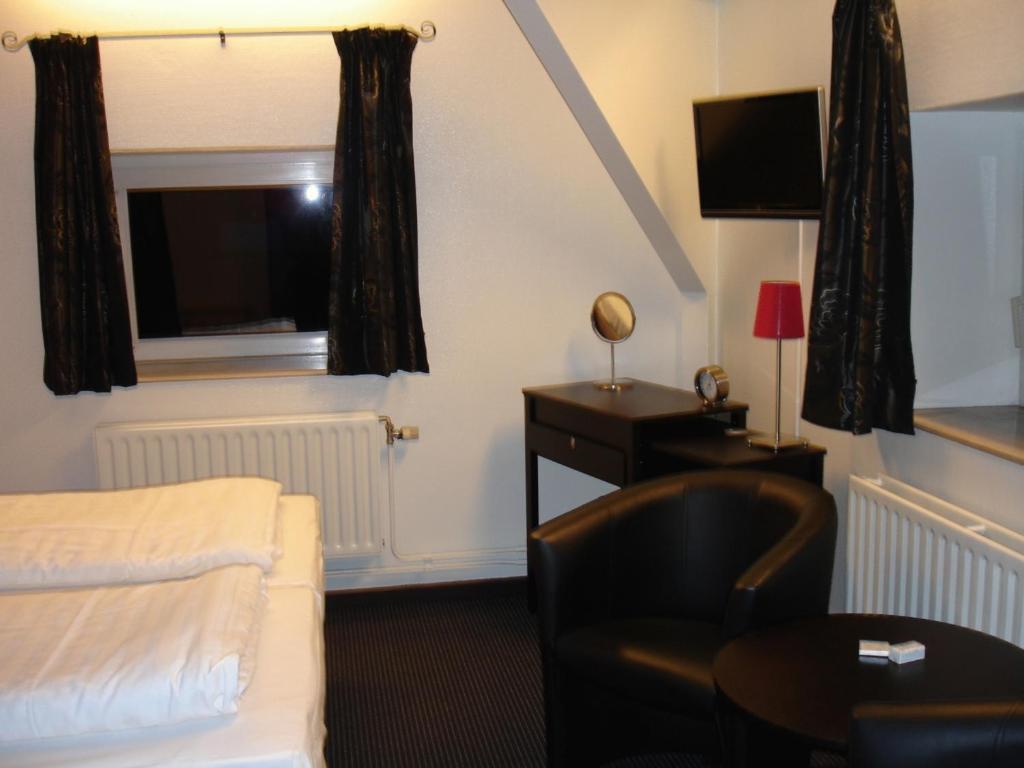 Hotel Admiraal Lanaken Camera foto